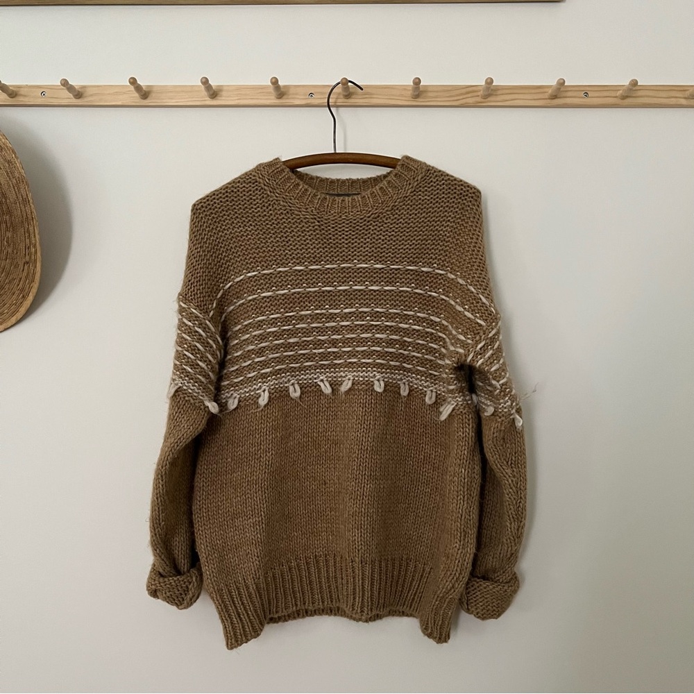 Elsamanda brown knit sweater